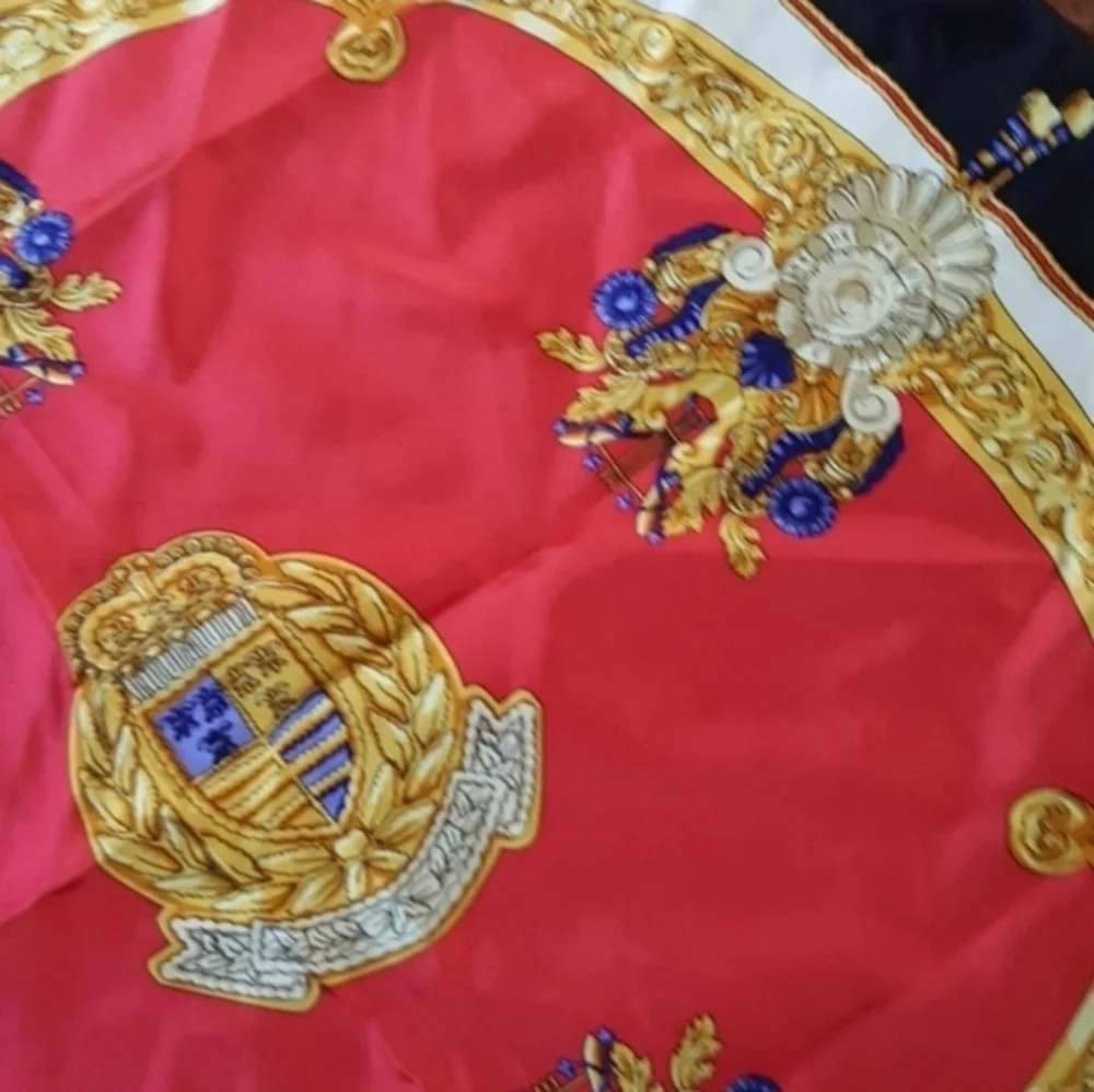 Coat Of Arms Silk Scarf View 4